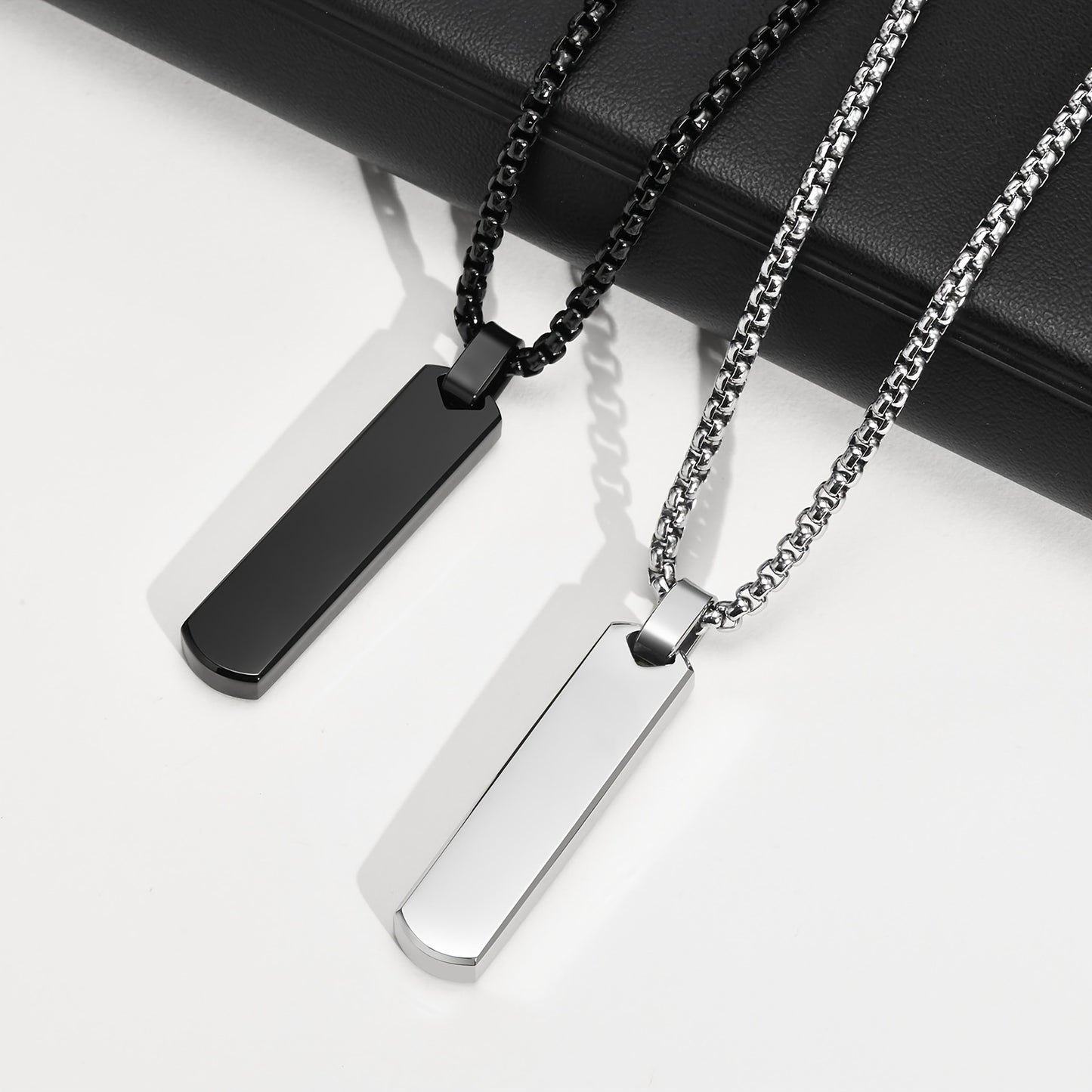 Letter Necklace Pendant Made of Stainless Steel, Suitable for Men.